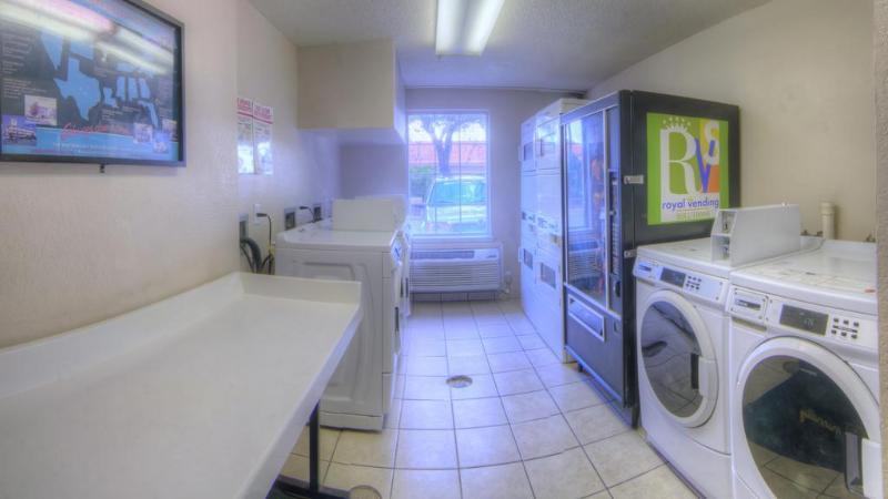 Intown Suites Extended Stay Select Orlando Fl - Ucf Alafaya Екстер'єр фото